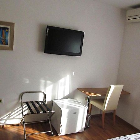 Blue Tree Rooms Split Chambre photo