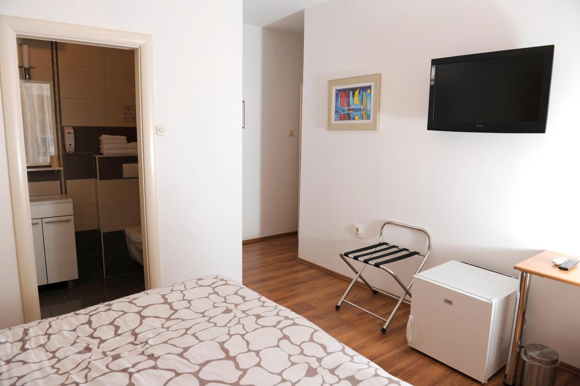 Blue Tree Rooms Split Chambre photo